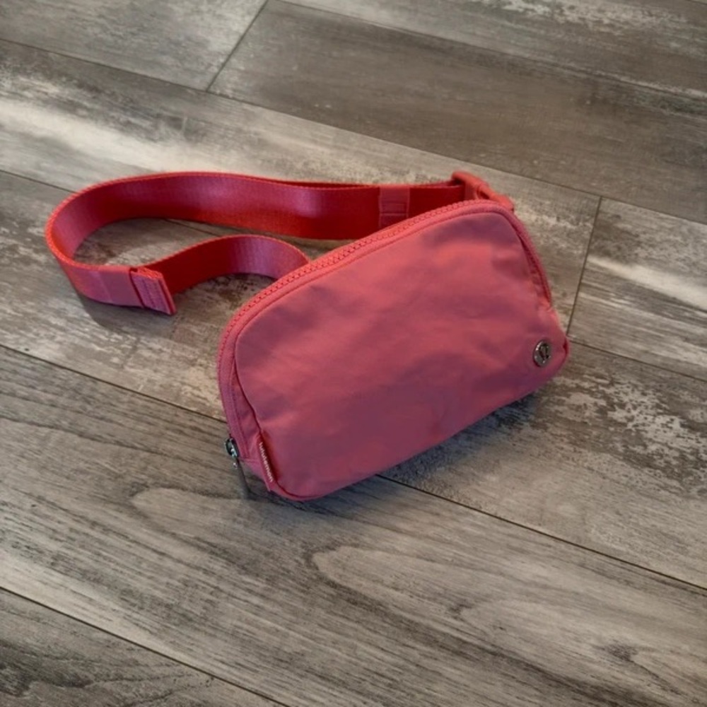 lululemon Coral Pink Crossbody Pouch - Picture 5 of 5